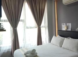 Sunset Villa Inn, hotel in Pantai Cenang