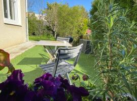 Hotel foto: Studio Occitanie 20 m2 tout équipé avec jardin