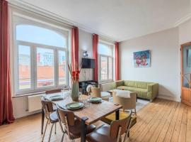 Hotel kuvat: 2 bedroom apartment with terrace, near Lille