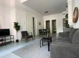 호텔 사진: Stylish 2 Bedroom Serviced Apartment in Rotterdam