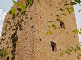 酒店照片: Torre dei Battagli-Dormi in una torre medievale