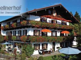 A picture of the hotel: Zellnerhof
