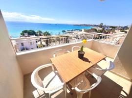 Hotel Photo: HOLIDAY APART 50 meters to BEACH, Sea view apartments