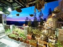 Ganga Hotel Near Mall Road, hotel em Shimla