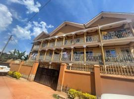 Foto di Hotel: Kabale town flat (sitting and bedroom)