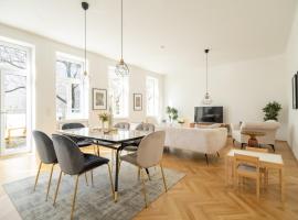 Хотел снимка: Spacious Apartment in the heart of the 8th district