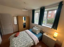 Hotel Photo: Shoreditch Rooms R1