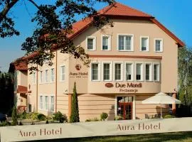 Aura - Hotel & Restaurant & Sauna, ξενοδοχείο στη Ζιελόνα Γκόρα