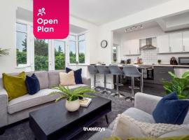 Gambaran Hotel: NEW Poplar House - Stunning 4 Bedroom House in Stoke-on-Trent