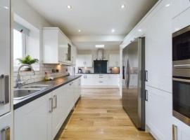 صور الفندق: Peak District views and walks, 3 bed semi