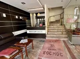 Hotel Cosmos