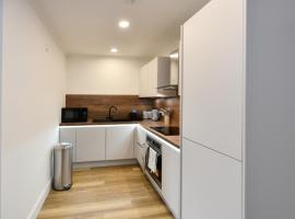 Фотография гостиницы: Troon Portland Apt B