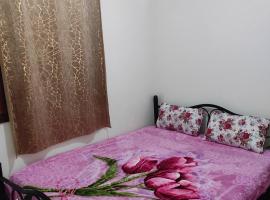 รูปภาพของโรงแรม: Appartement situé à 5 minutes à pied de l'Aeroport de Marrakech