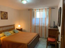 Hotel Photo: Delizioso appartamento Girasole