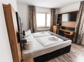 Hotel Apartments Restaurant CALA LUNA, hotel in Marburg an der Lahn