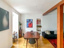 รูปภาพของโรงแรม: Lisbon deluxe city center flat