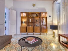 Hotel foto: Stylish 3BR townhouse with Private Terrace & BBQ by 360 Estates