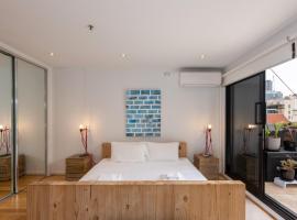 Hotel Photo: Stylish 3-bed Unit in the Heart of Melbourne CBD!