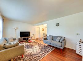 Hotel foto: Cozy and Quiet Hanover Park Townhome!