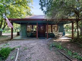 מלון צילום: Bird House Countryside Pecan Farm 14acre San Marcos