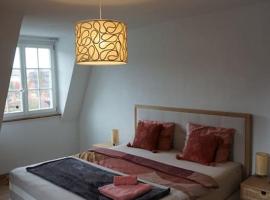 Hotel Photo: Stadt nah, Modern, bequem,