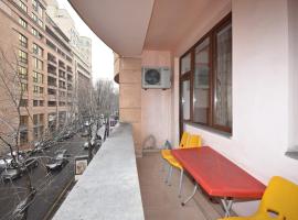 Hotel Photo: Apartment Abovyan 5/2