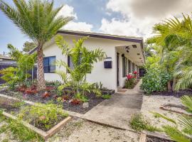 מלון צילום: Sunny Florida Getaway with Patio, Near Beaches!