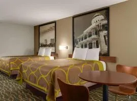Super 8 by Wyndham Pearl/Jackson/East