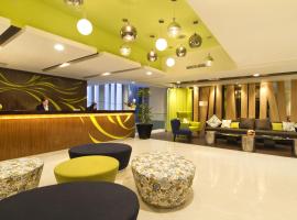 Bonnet Hotel Surabaya, hotel in Surabaya
