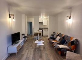 Hotel Photo: Appartement F2 centre-ville Brie Comte Robert