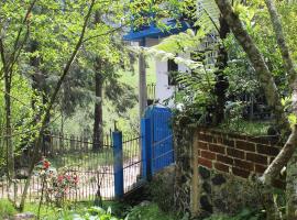 صور الفندق: ¡Casa rústica con cabaña! Montaña, río, niebla, sol!