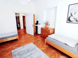 Foto do Hotel: Großes, Helles Vintage Apartment mit Parkplatz