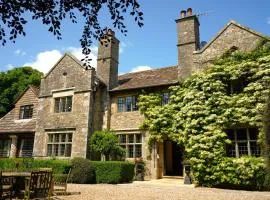 Stone House Hotel