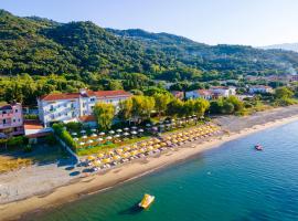 होटल की एक तस्वीर: Hotel Eden Park Cilento