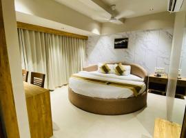 Hotel Photo: new hotel amber paramount andheri west