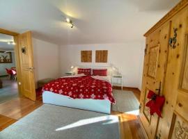 Hotel Foto: 70 qm trendig und komfortabel in Engadiner Haus - ENGADIN HOLIDAYS