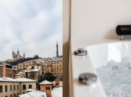 Hotel fotoğraf: Sky'Room - Jacuzzi & vue - Vieux Lyon