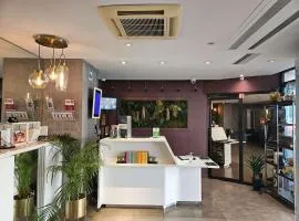 ibis Styles Paris Tolbiac Bibliotheque