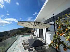 รูปภาพของโรงแรม: Southern Crete Panoramic House