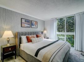 호텔 사진: Cute 1 bedroom unit located in Condo Hotel in the heart of Coconut Grove Free Parking