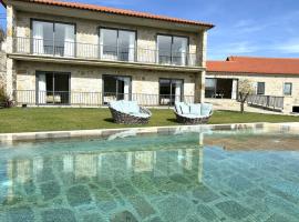 Hotelfotos: Paços do Douro, Chambre privée avec piscine