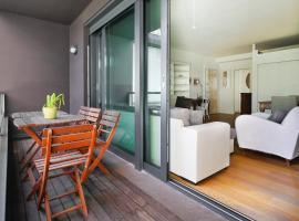 Hotel Photo: JOIVY Delightful Family Flat with Terrace