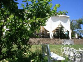 A picture of the hotel: B&B La Casina di Parrana