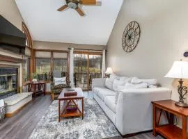 Cozy at Creekwood Getaway