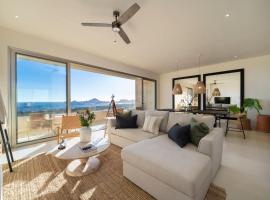 Hotel foto: Stunning 2BR PH with Views and Private Rooftop