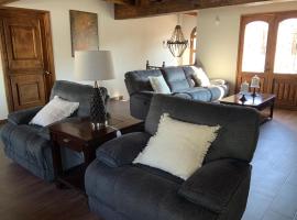 A picture of the hotel: Cozy House en Mineral de Pozos