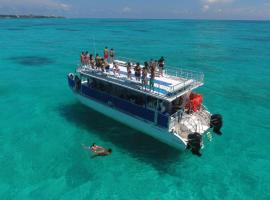 Hotel kuvat: Catamaran Fragata Cancun