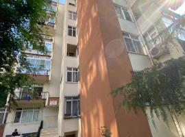 Zdjęcie hotelu: Kadıköy Kozyatağında Kiralık Daire