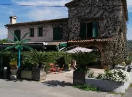 Auberge les Aromes, hotel in Grasse