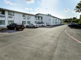 Motel 6-Dallas, TX - South, khách sạn ở Dallas